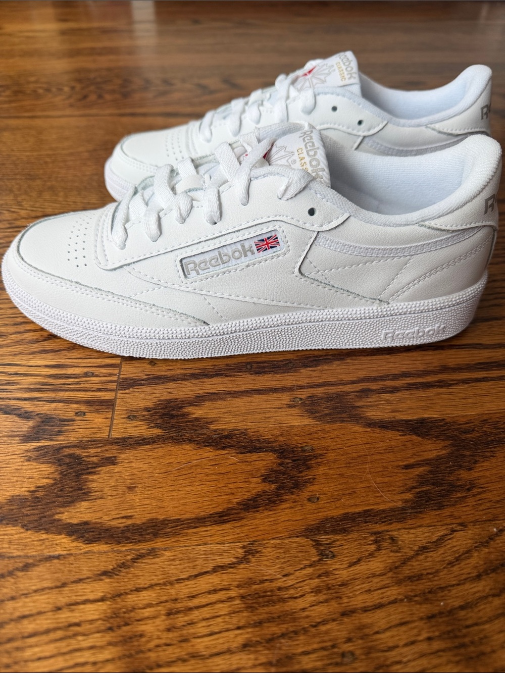 NWT 7.5 Reebok Club C 85, white tennis shoe
